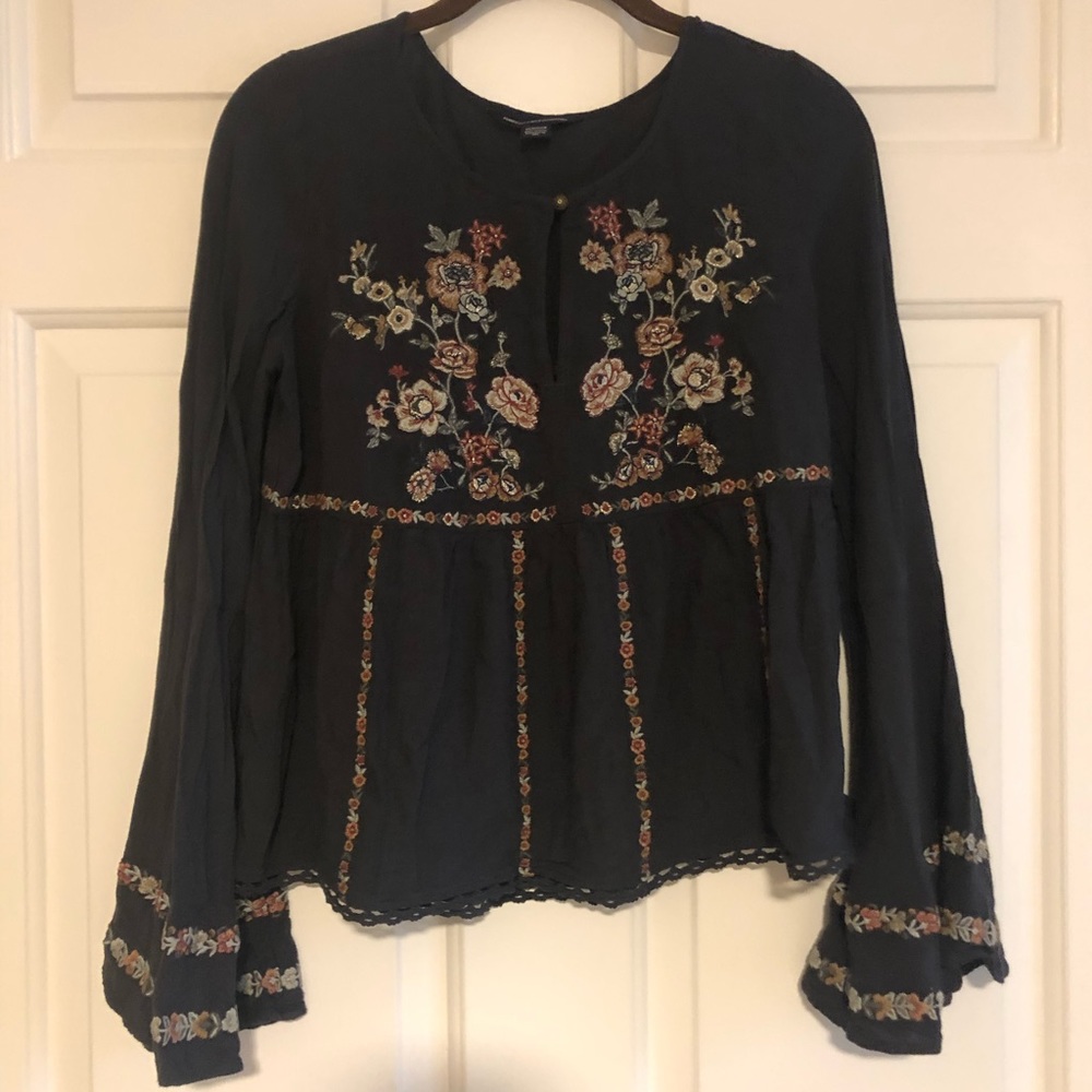 American Eagle Top